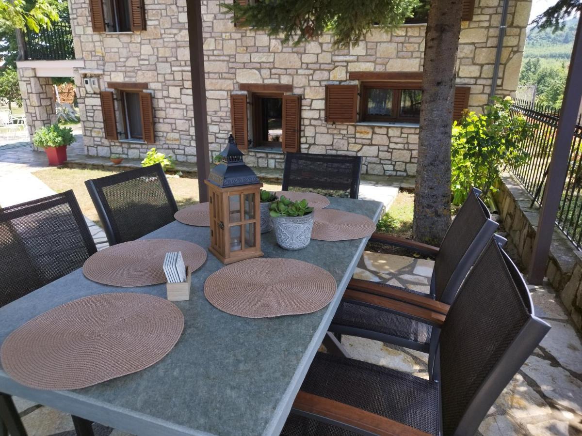 Cosy Lake House, Μια Ανάσα Πριν Τη Λίμνη Kalívia 외부 사진