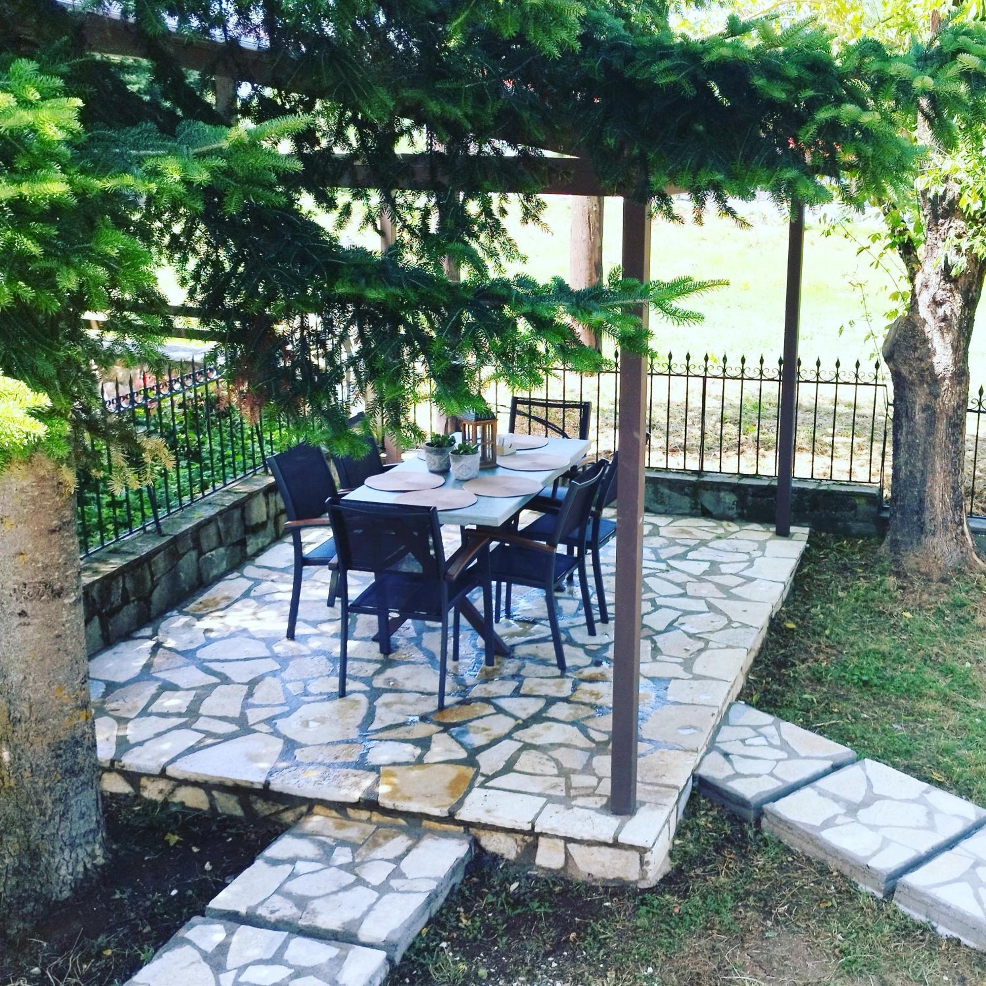 Cosy Lake House, Μια Ανάσα Πριν Τη Λίμνη Kalívia 외부 사진
